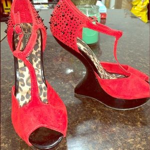 Wild Dive Red Platform Heels